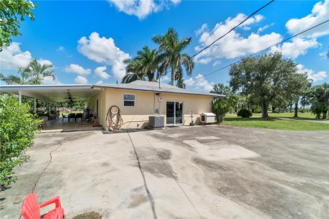 Casa en venta en Homestead, Florida, 3 dormitorios, 191.75 m2 № 616873 - foto 9