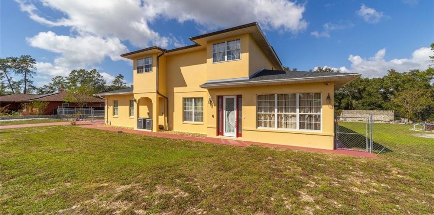 Villa ou maison à Ocala, Floride 3 chambres, 317.26 m2 № 1416965