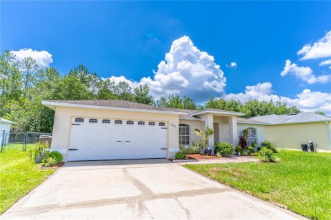 Villa ou maison à vendre à Kissimmee, Floride: 3 chambres, 114.46 m2 № 1252532 - photo 1