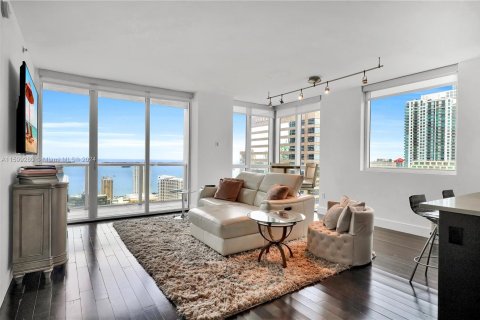 Copropriété à vendre à Miami, Floride: 2 chambres, 106.47 m2 № 1208980 - photo 3