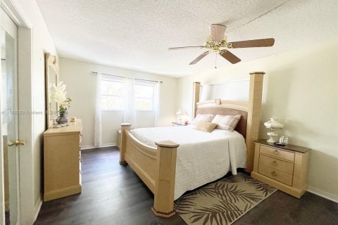 Condominio en venta en Lauderhill, Florida, 2 dormitorios, 110.09 m2 № 1181195 - foto 14