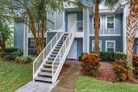 Condominio en venta en Lake Mary, Florida, 3 dormitorios, 102.47 m2 № 1383705 - foto 2