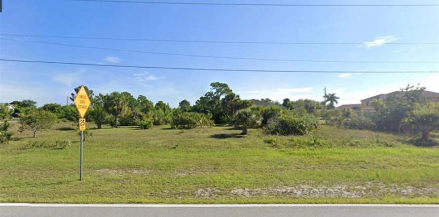 Terreno en Port Charlotte, Florida № 228024