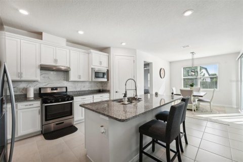 Casa en venta en Land O' Lakes, Florida, 2 dormitorios, 175.49 m2 № 1267897 - foto 11