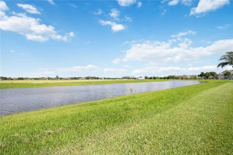 Condo in North Port, Florida, 2 bedrooms  № 1263132 - photo 29