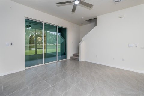 Adosado en venta en Wesley Chapel, Florida, 3 dormitorios, 155.43 m2 № 1301558 - foto 10