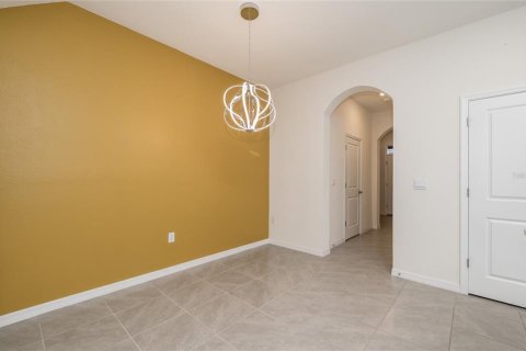 Adosado en venta en Wesley Chapel, Florida, 3 dormitorios, 155.43 m2 № 1301558 - foto 11