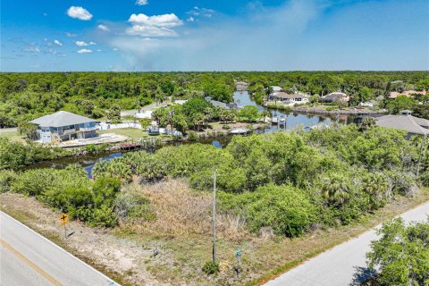 Terreno en venta en Port Charlotte, Florida № 1316764 - foto 17