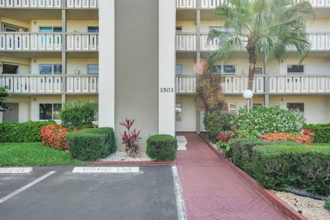Copropriété à vendre à Coconut Creek, Floride: 2 chambres, 118.45 m2 № 1208627 - photo 2
