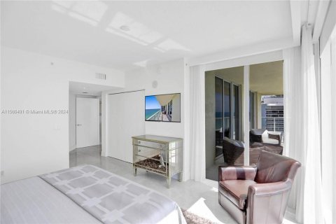 Condominio en venta en Sunny Isles Beach, Florida, 2 dormitorios, 148.83 m2 № 1096867 - foto 24