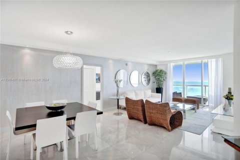 Condo in Sunny Isles Beach, Florida, 2 bedrooms  № 1096867 - photo 3