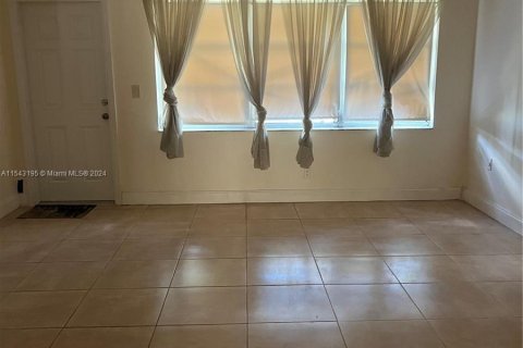 House in Delray Beach, Florida 1 bedroom, 99.22 sq.m. № 1238203 - photo 7