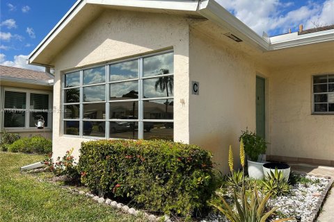 House in Delray Beach, Florida 1 bedroom, 99.22 sq.m. № 1238203 - photo 2