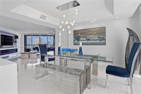 Condo in Aventura, Florida, 3 bedrooms  № 1145310 - photo 5