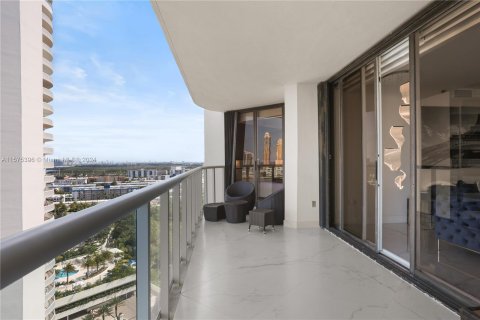 Copropriété à vendre à Aventura, Floride: 3 chambres, 197.88 m2 № 1145310 - photo 9