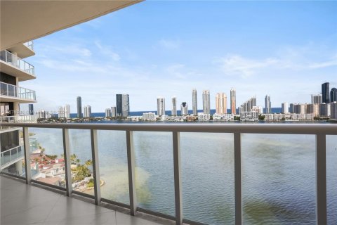 Condominio en venta en Aventura, Florida, 3 dormitorios, 197.88 m2 № 1145310 - foto 8