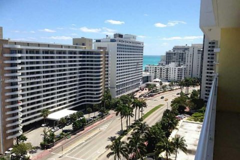 Copropriété à vendre à Miami Beach, Floride: 2 chambres, 154.22 m2 № 1013723 - photo 14