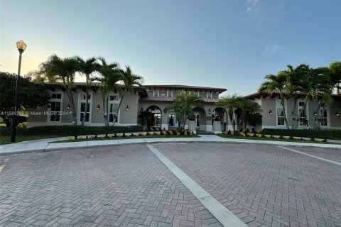 Adosado en venta en Cutler Bay, Florida, 3 dormitorios, 123.1 m2 № 1177897 - foto 23