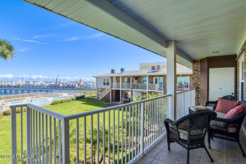 Condo in Saint Augustine, Florida, 2 bedrooms  № 801835 - photo 17