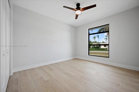 Casa en venta en Juno Beach, Florida, 4 dormitorios, 241.55 m2 № 1004461 - foto 23