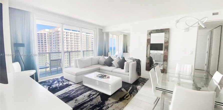 Condo in Fort Lauderdale, Florida, 2 bedrooms  № 1421539