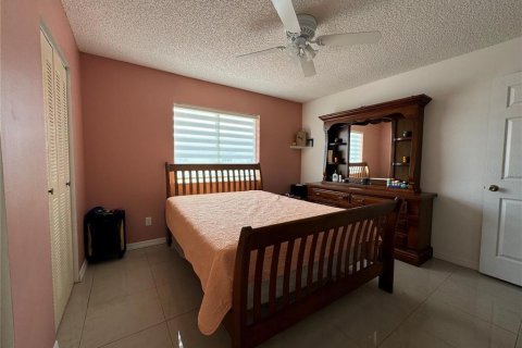 Condominio en venta en Winter Haven, Florida, 3 dormitorios, 99.68 m2 № 1400746 - foto 9