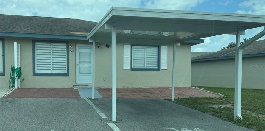 Condominio en Winter Haven, Florida, 3 dormitorios  № 1400746