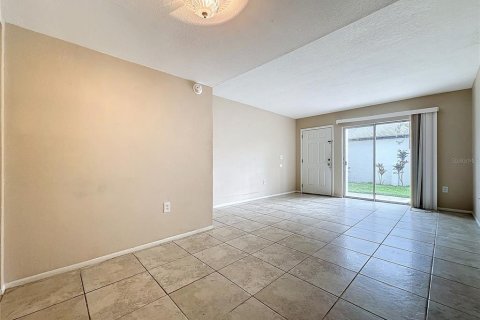 Condo in Orlando, Florida, 1 bedroom  № 1400751 - photo 8