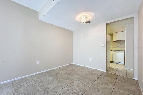 Condo in Orlando, Florida, 1 bedroom  № 1400751 - photo 7