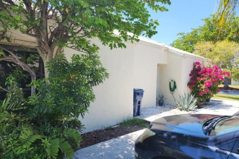 Casa en venta en Miami, Florida, 2 dormitorios, 116.69 m2 № 1221413 - foto 5