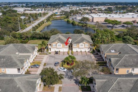 Touwnhouse à vendre à Stuart, Floride: 3 chambres, 164.99 m2 № 1221440 - photo 10