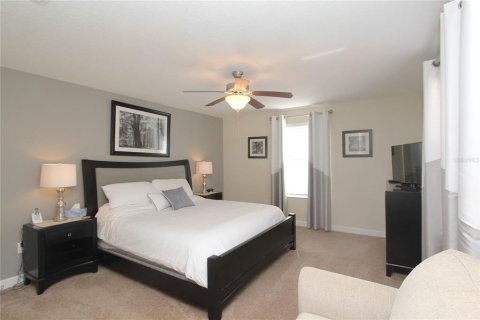 Casa en venta en Kissimmee, Florida, 5 dormitorios, 280.1 m2 № 959735 - foto 30
