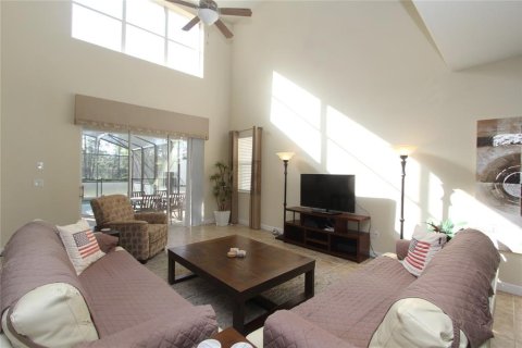 Casa en venta en Kissimmee, Florida, 5 dormitorios, 280.1 m2 № 959735 - foto 16