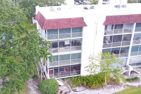 Condominio en venta en Lauderhill, Florida, 2 dormitorios, 99.41 m2 № 1177270 - foto 8