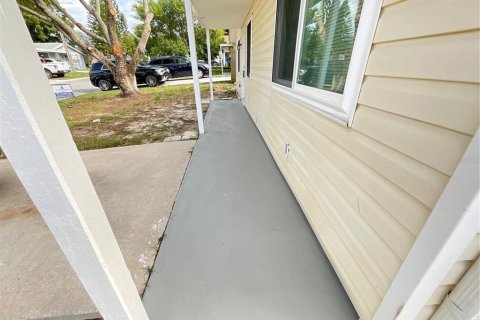 Casa en venta en New Port Richey, Florida, 3 dormitorios, 100.33 m2 № 1253625 - foto 18