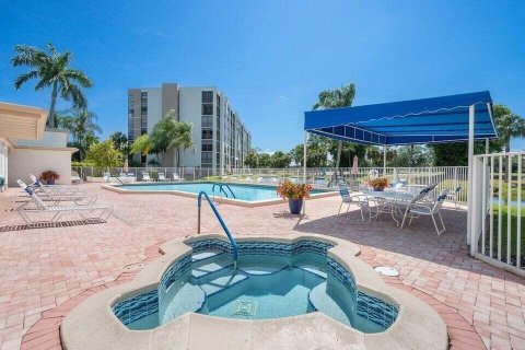 Copropriété à vendre à Boca Raton, Floride: 2 chambres, 124.49 m2 № 1182641 - photo 2