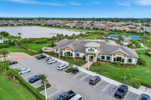 Villa ou maison à vendre à Lake Worth, Floride: 4 chambres, 195.47 m2 № 1182674 - photo 23