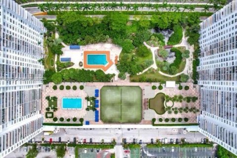 Condo in Aventura, Florida, 2 bedrooms  № 1348633 - photo 9