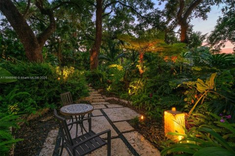 Casa en venta en Coral Gables, Florida, 5 dormitorios, 499.26 m2 № 1348579 - foto 21