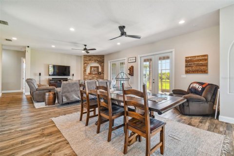 Villa ou maison à vendre à Zephyrhills, Floride: 4 chambres, 271.27 m2 № 1387039 - photo 13