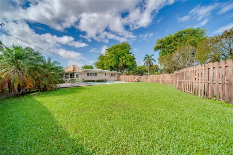 Villa ou maison à vendre à Fort Lauderdale, Floride: 4 chambres, 272.95 m2 № 1092351 - photo 21