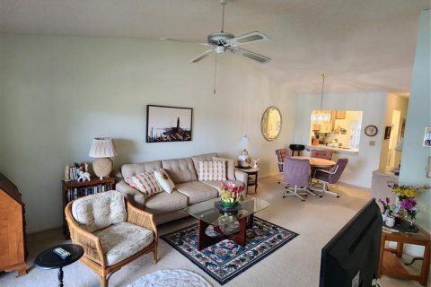 Condo in Dunedin, Florida, 2 bedrooms  № 1352540 - photo 6