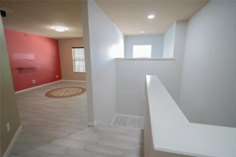 Casa en venta en Kissimmee, Florida, 5 dormitorios, 261.52 m2 № 1353074 - foto 18