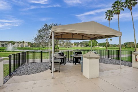 Copropriété à vendre à Coconut Creek, Floride: 2 chambres, 103.59 m2 № 1154435 - photo 1