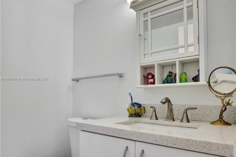 Copropriété à vendre à Hollywood, Floride: 1 chambre, 78.97 m2 № 1140649 - photo 13