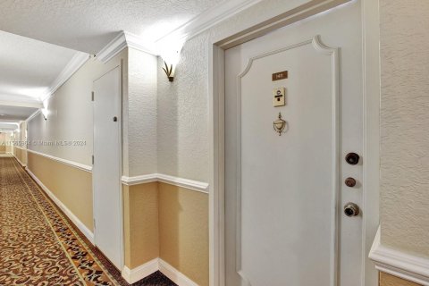 Copropriété à vendre à Hollywood, Floride: 1 chambre, 78.97 m2 № 1140649 - photo 19