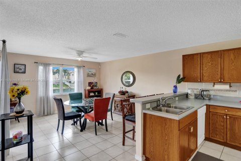 Casa en venta en Sunrise, Florida, 3 dormitorios, 168.62 m2 № 995533 - foto 17