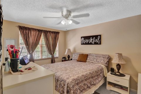 Casa en venta en Sunrise, Florida, 3 dormitorios, 168.62 m2 № 995533 - foto 28