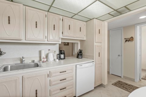 Condo in Boynton Beach, Florida, 1 bedroom  № 1079061 - photo 18