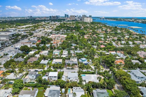 Villa ou maison à vendre à West Palm Beach, Floride: 4 chambres, 240.34 m2 № 1141349 - photo 3